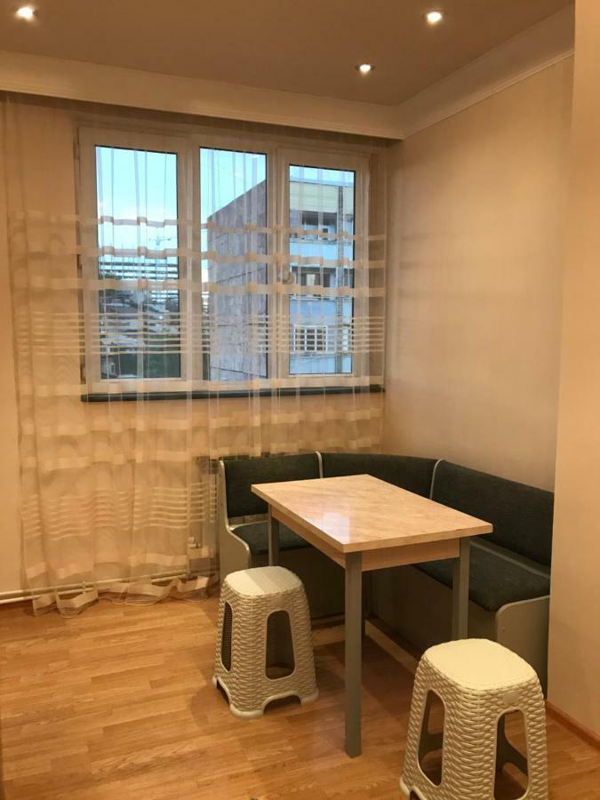 33 Martiros Saryan Street Διαμέρισμα Γιερεβάν Εξωτερικό φωτογραφία
